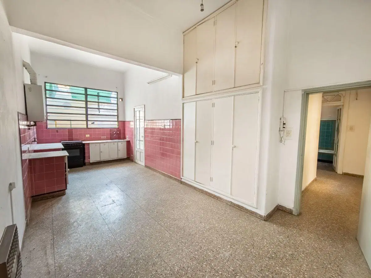 CASA VENTA 6 DORM. 3 BAÑOS 2 PLANTAS ALTO GRAL. PAZ CORDOBA 4