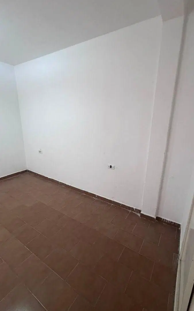 Departamento de 1 dormitorio en alquiler en Alberdi 5