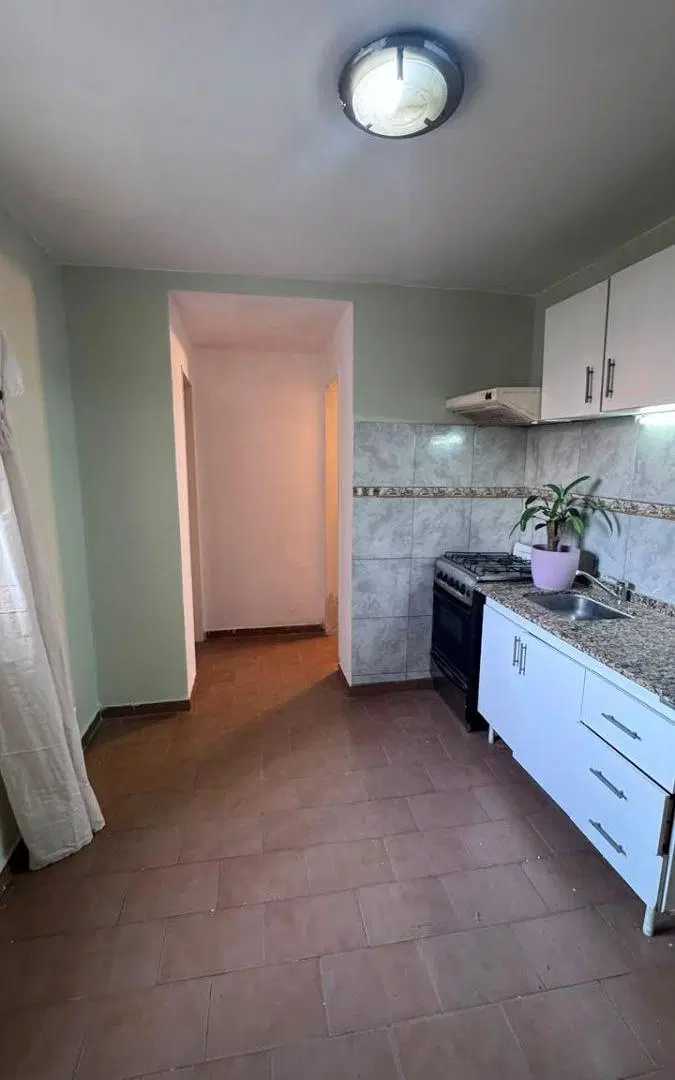 Departamento de 1 dormitorio en alquiler en Alberdi 4
