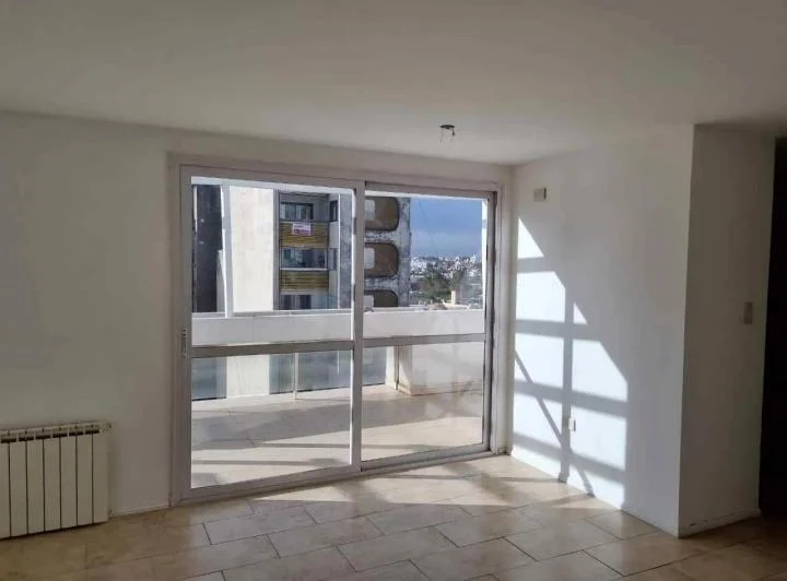 Alquiler Departamento Duplex en Alberdi 4