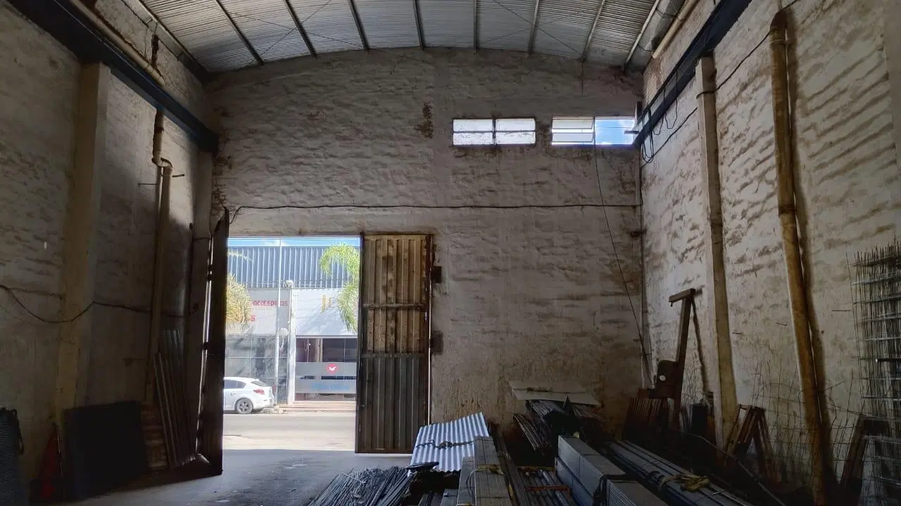 Venta Galpón en Alta Cordoba 2