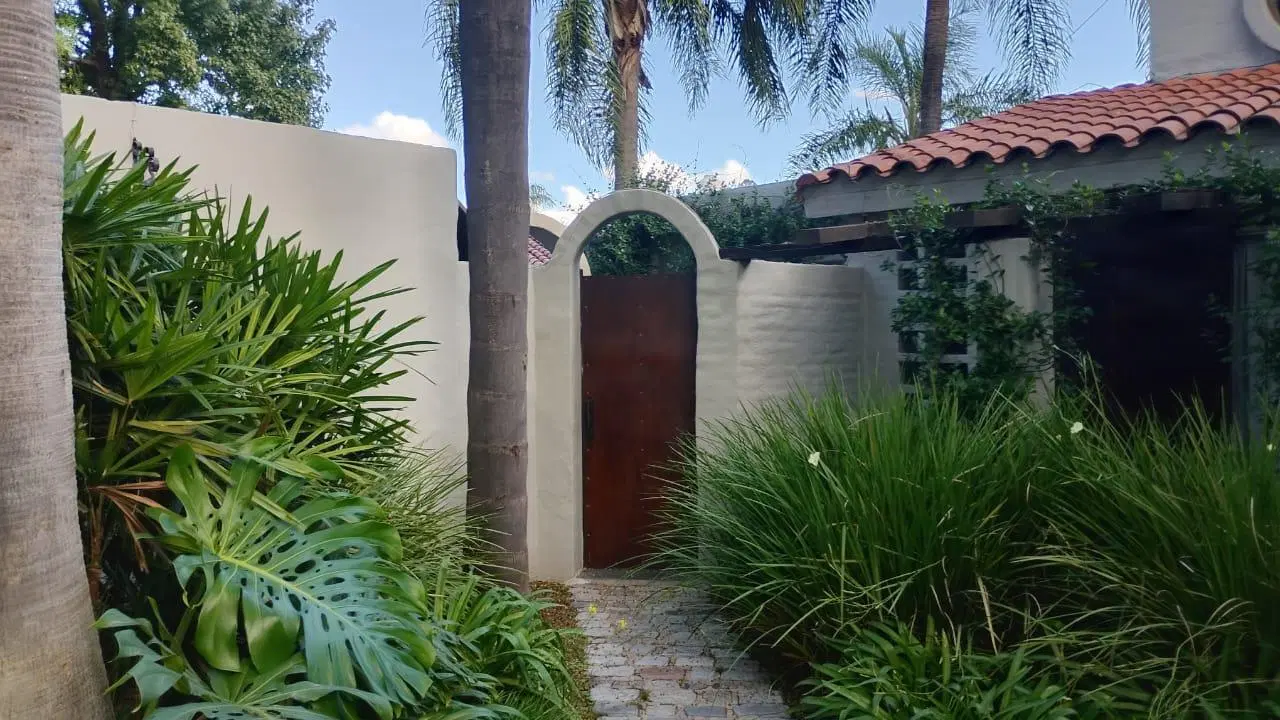 Venta Casa en Cerro De Las Rosas 1