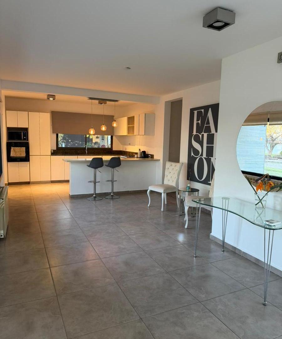 Foto de Venta Casa en Causana, imagen 2