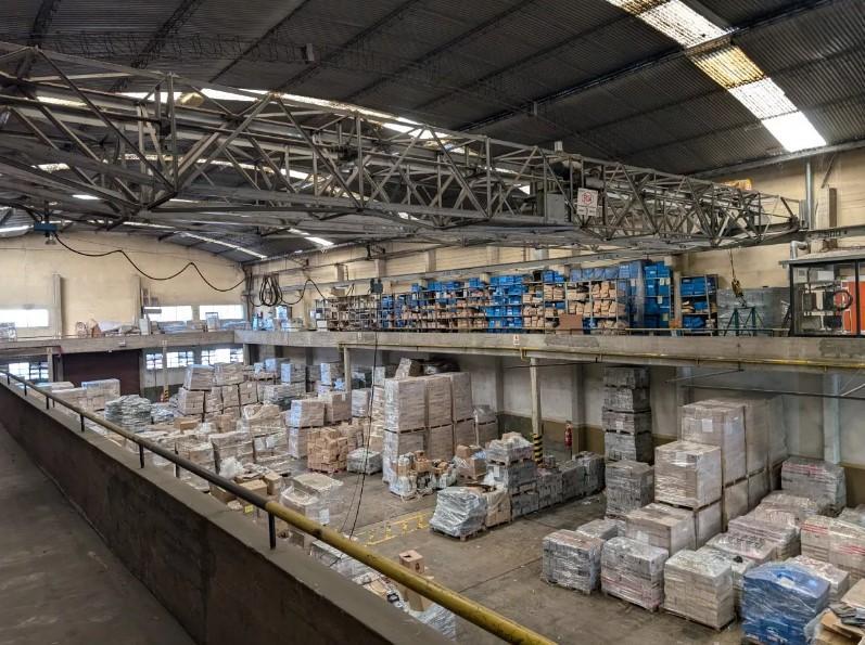 Galpón 1600 m² Lote 20x59 S/dos Calles 2