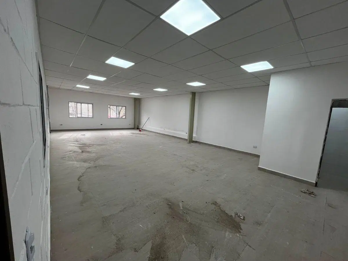 Galpòn 1800m2 a ESTRENAR c/Salida a 2 calle (4 Entrada de Camiones) Zonif. Mixt3 5