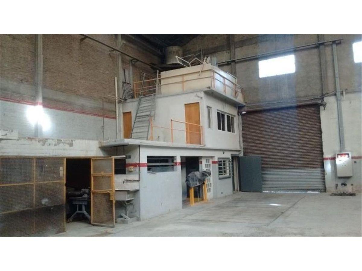Foto de Galpón 1100m2 s/lote 25x32, imagen 2