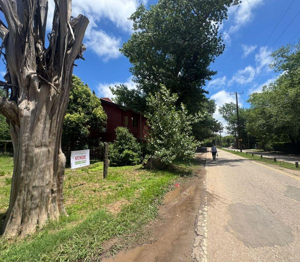 Venta de Lote en Villa Ciudad Parque en Av Los Reartes - Tlc0486 2