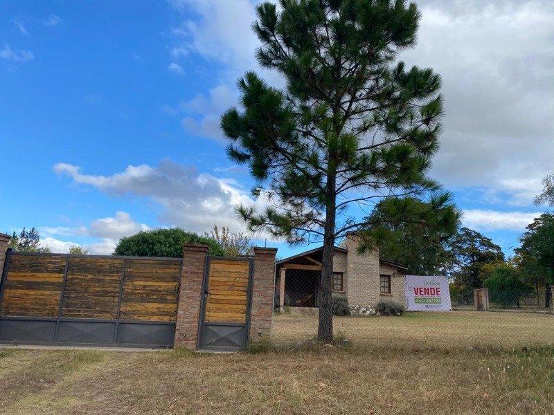 Venta de Tres Chalet en Los Reartes - Cab0060 4