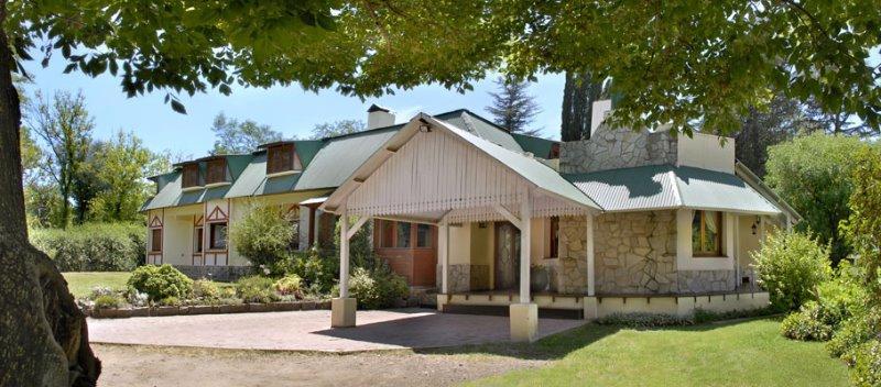 HOTEL EN VILLA GENERAL BELGRANO - PSH0009