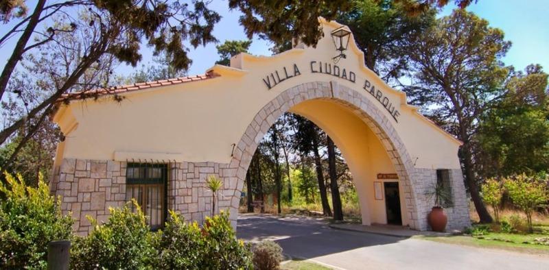 ¡Oportunidad! Venta de Lote en Villa Ciudad Parque Los Reartes - Tlc0754 4