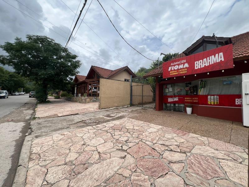 Foto de VENTA DE LOCAL COMERCIAL EN VILLA GENERAL BELGRANO - LPH0023, imagen 2