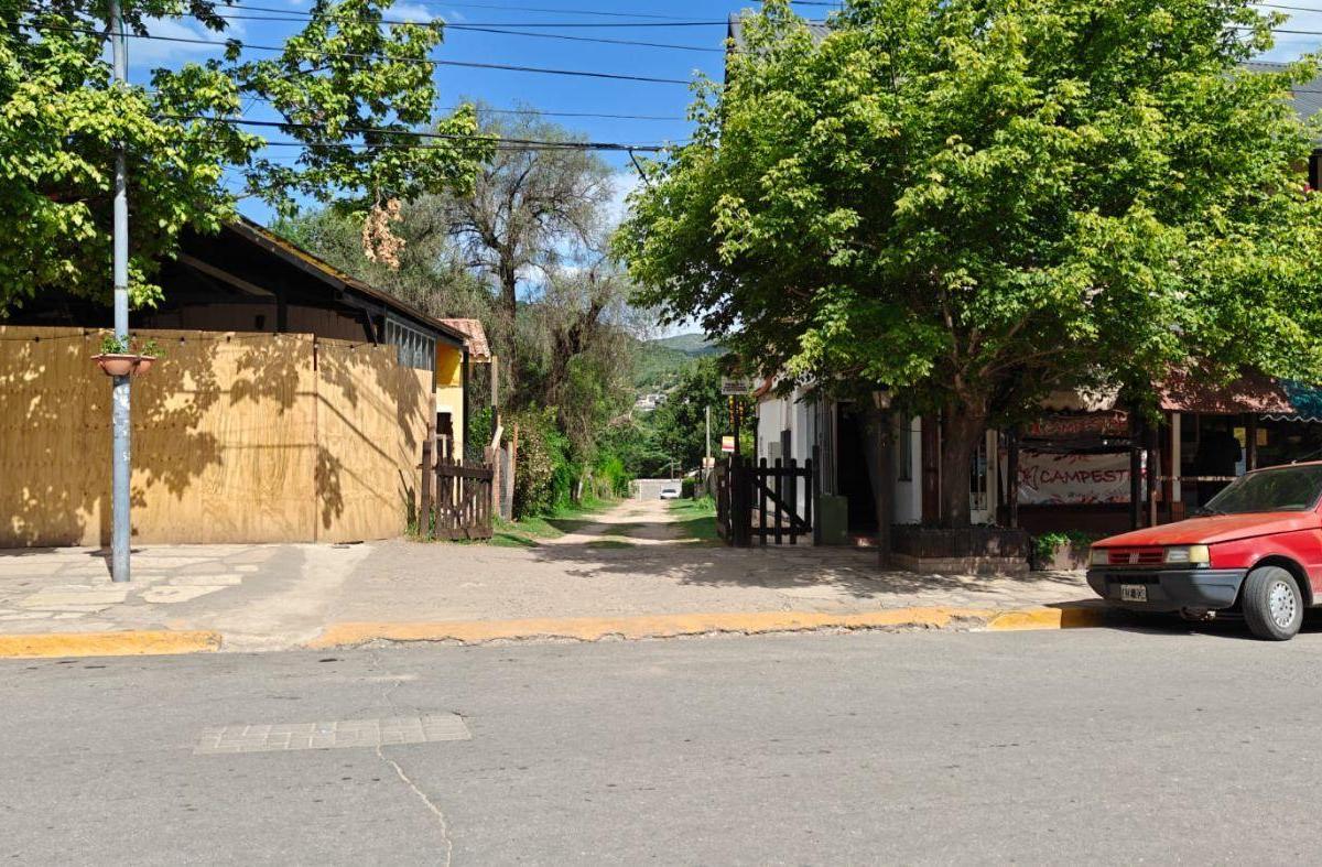 Foto de VENTA DE LOTE EN EL CENTRO DE VILLA GENERAL BELGRANO - TLC0920, imagen 2