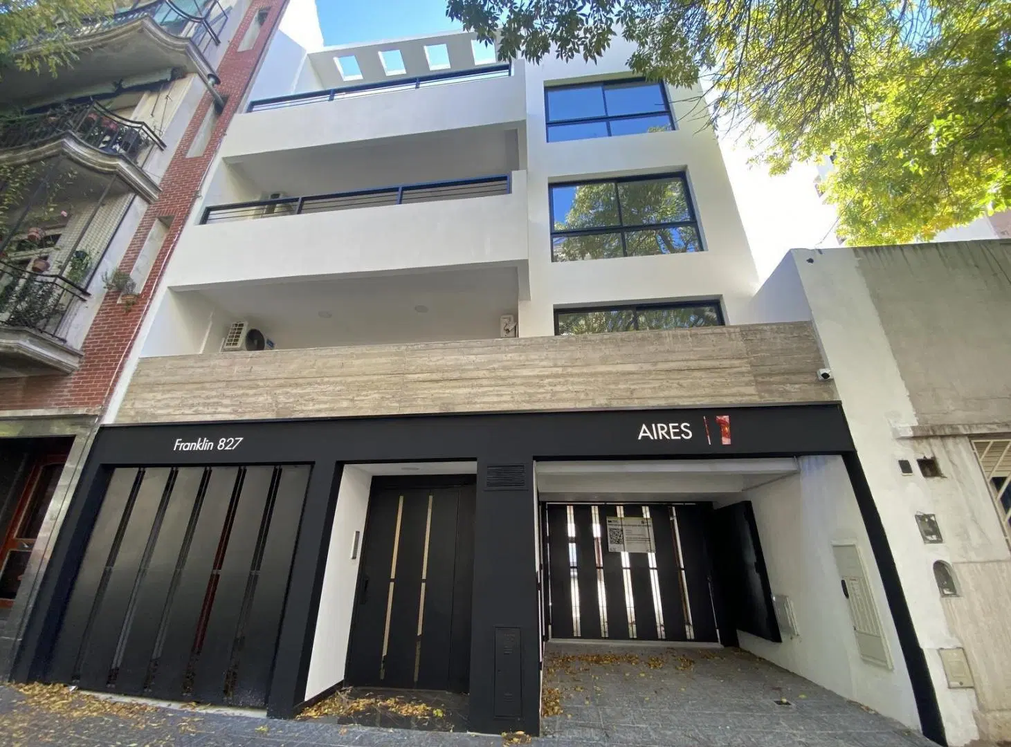 Venta Departamento Monoambiente a Estrenar con Cochera en Caballito 2
