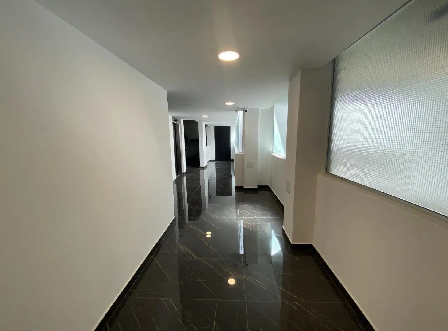 Venta Departamento Monoambiente a Estrenar con Cochera en Caballito 4