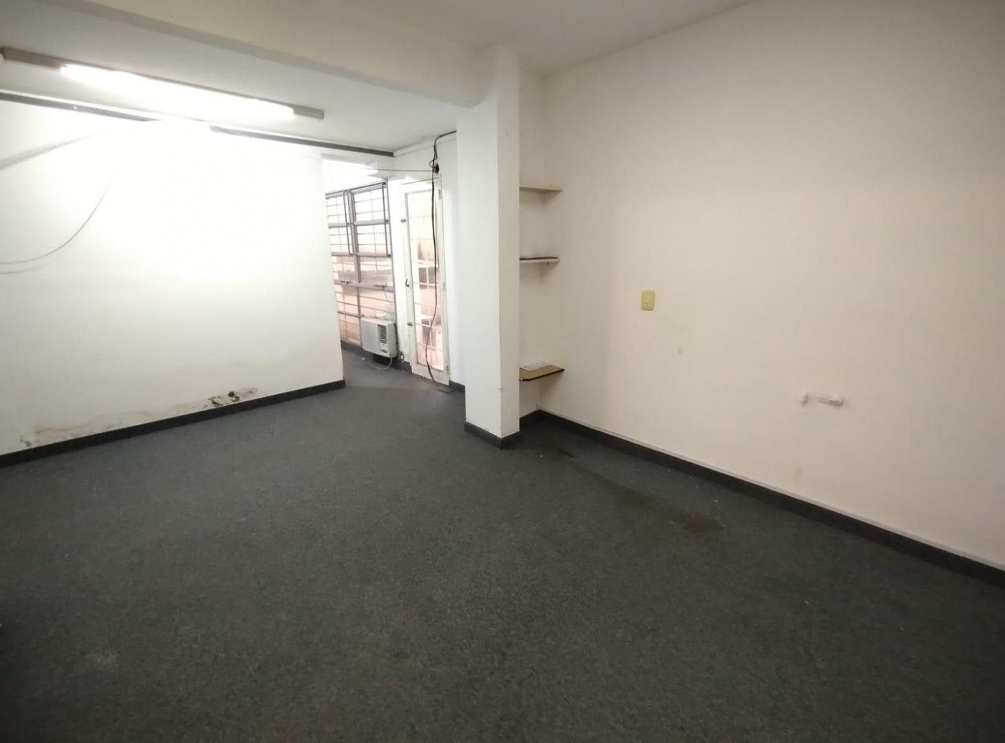 Foto de Venta Oficina Apto Vivienda en Balvanera, imagen 5