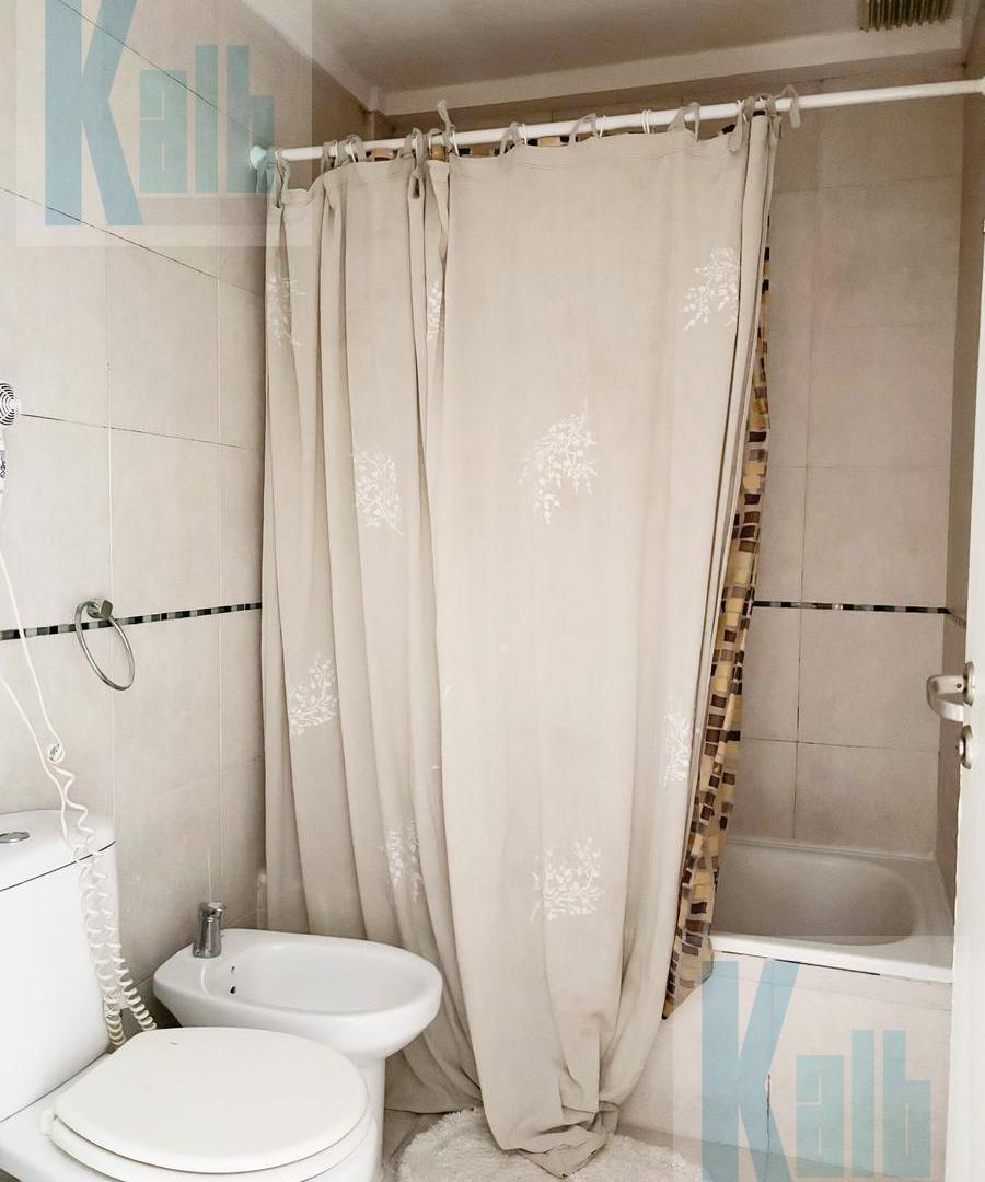 Foto de Departamento monoambiente con balcón en Balvanera en alquiler, imagen 5