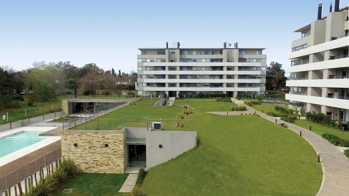 Foto de Departamento en venta, 3 ambientes en Escobar - Condominio Civis, a, imagen 2