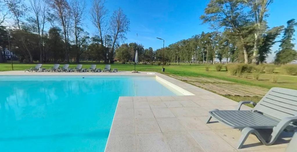 Terreno en Barrio El Golf, Tres Pinos, Villa de Campo