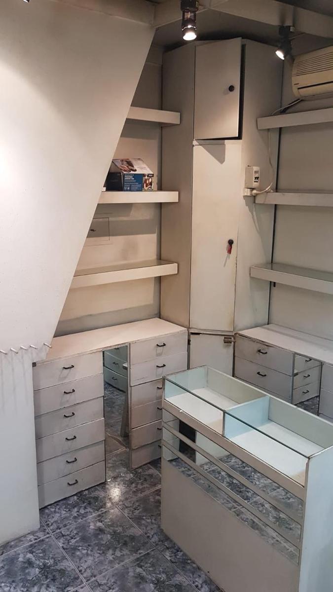 Foto de VENTA LOCAL GALERIA GRAN RIVADAVIA RAMOS MEJIA, imagen 3