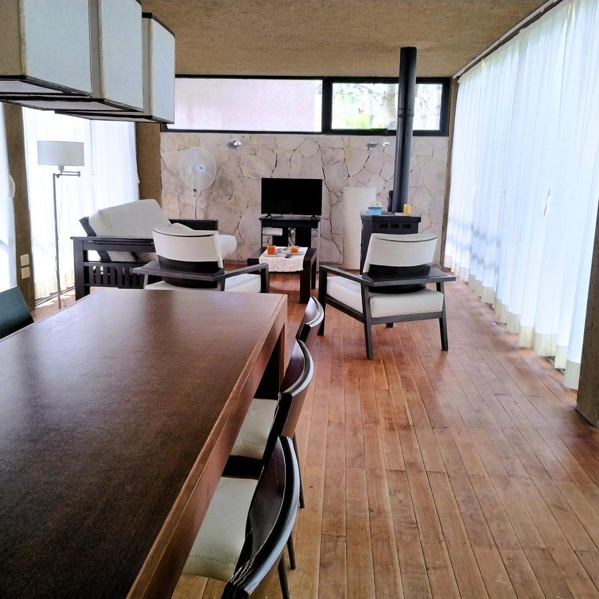 Costa del Este - Venta - Casa - Frente a Reserva 3