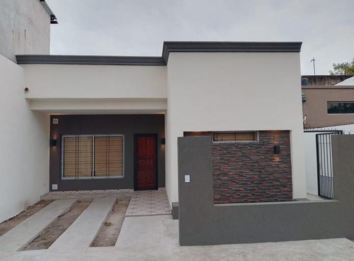 VENTA CASA 3 AMBIENTES ITUZAINGO CENTRO 1