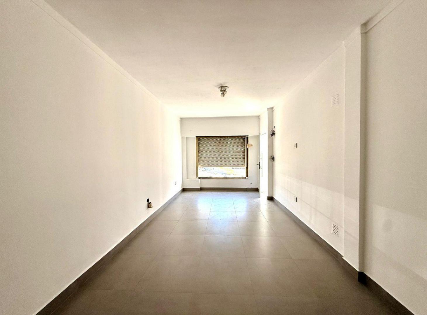 Foto de Casa en alquiler, 2 dormitorios en El Palomar, reciclado, imagen 4
