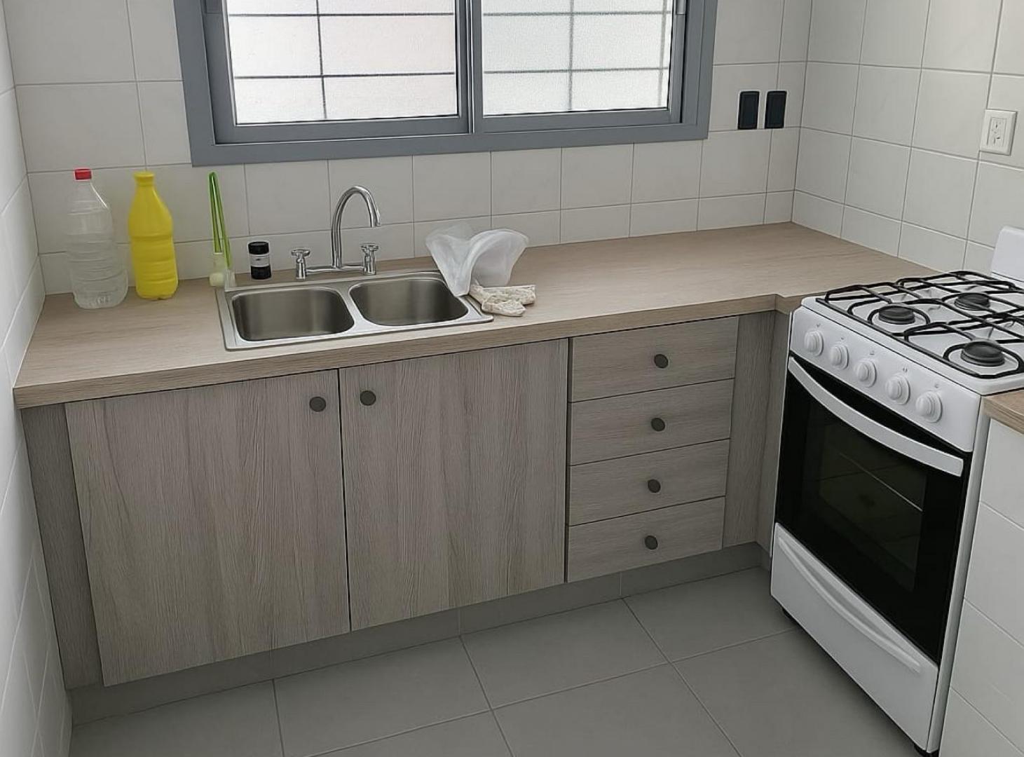 Foto de Casa en alquiler, 2 dormitorios en El Palomar, reciclado, imagen 2
