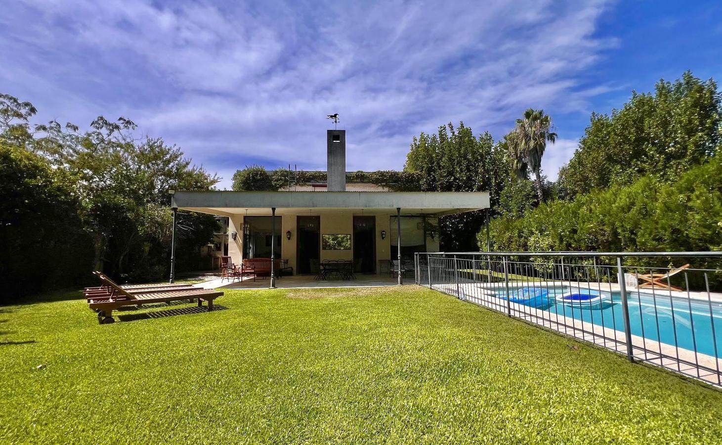 Casa en venta, 4 dormitorios en Pilar - El Molino