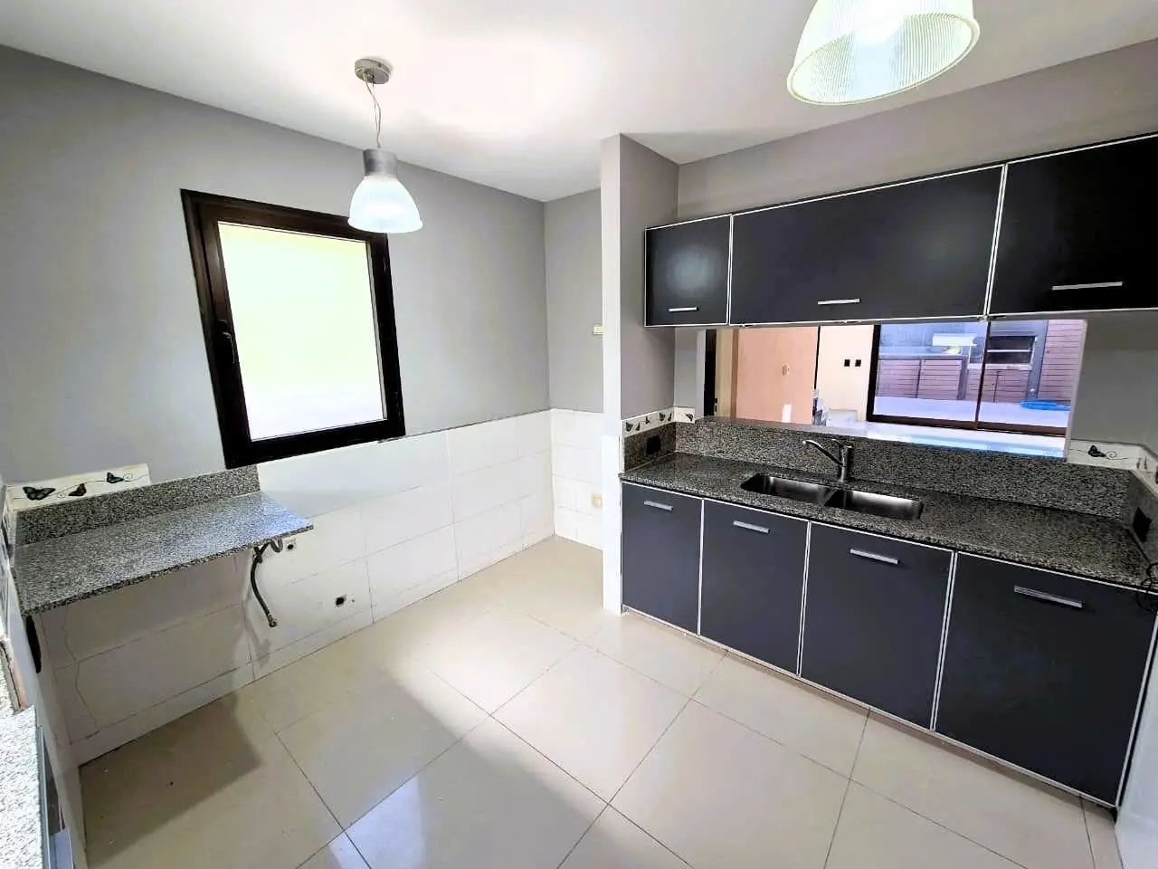 Casa en venta, 3 dormitorios en Olivos, con cochera 3