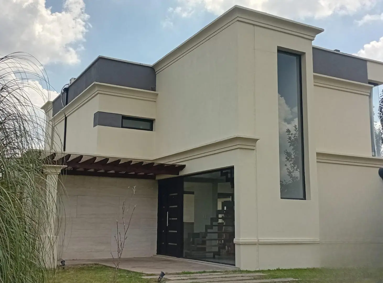 Casa 4 dormitorios con muelle propio, amenities en San Sebastian, Area 9, Zelaya Pilar 3
