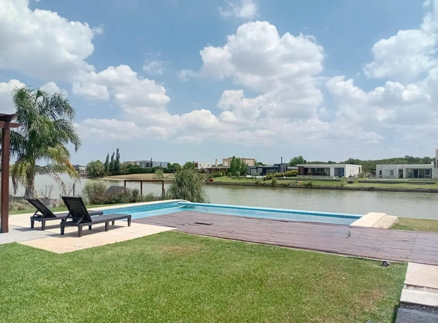 Casa 4 dormitorios con muelle propio, amenities en San Sebastian, Area 9, Zelaya Pilar 4