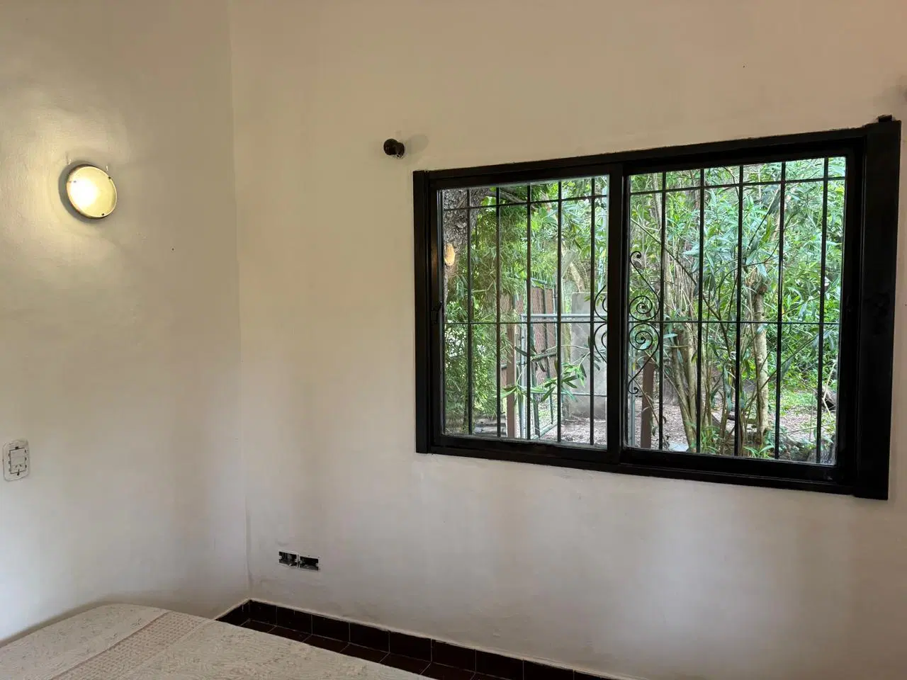 Casa en alquiler 2 ambientes con Jardín en Del Viso, Zona Highland. 5