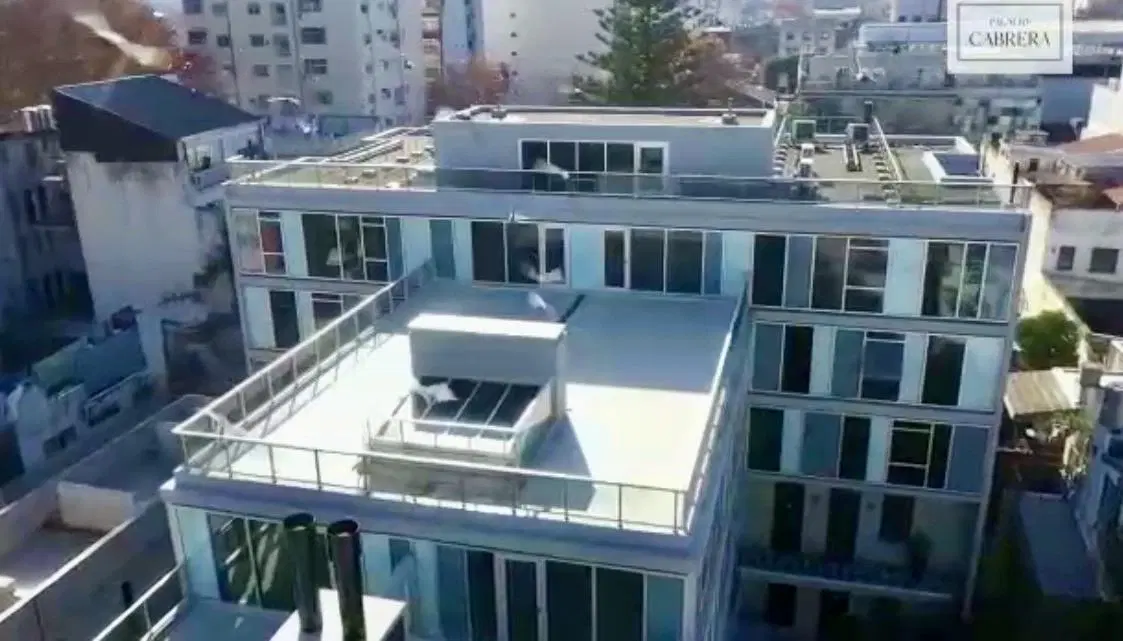 Departamento 2 ambientes + cochera Palacio Cabrera 3
