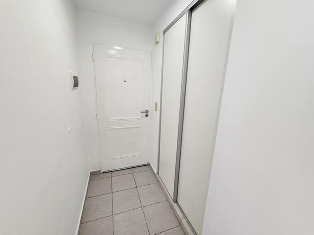 Foto de Departamento en venta, 2 ambientes en Villa Bosch, con jardín, imagen 3