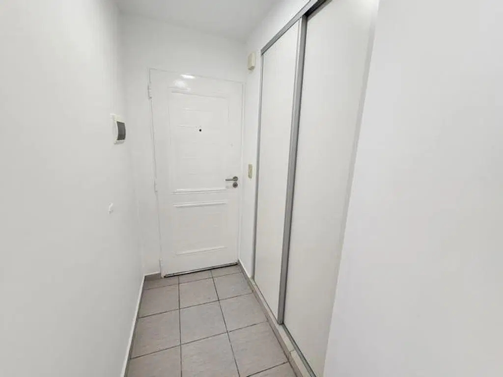 Departamento en venta, 2 ambientes en Villa Bosch, con jardín 3