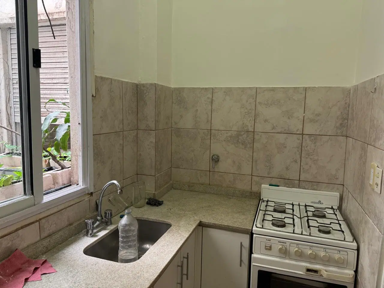 Departamento en venta, 3 ambientes en Once, oportunidad, apto crédito 4