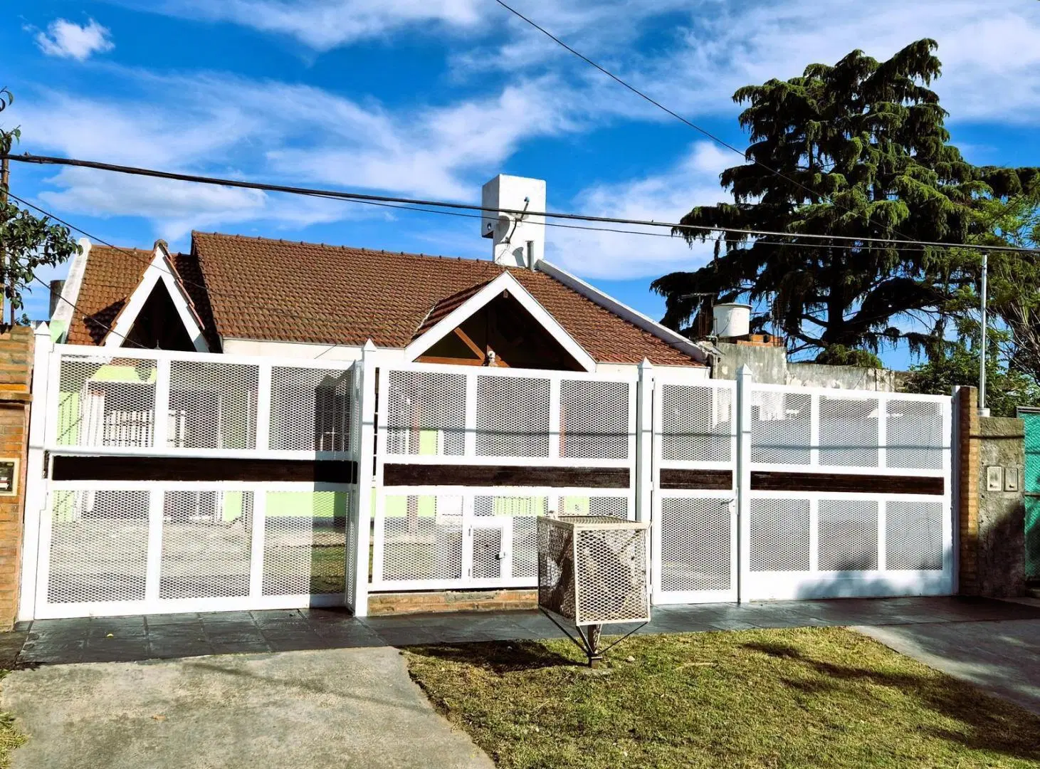 Casa en venta con 2 dormitorios en Villa de Mayo 2