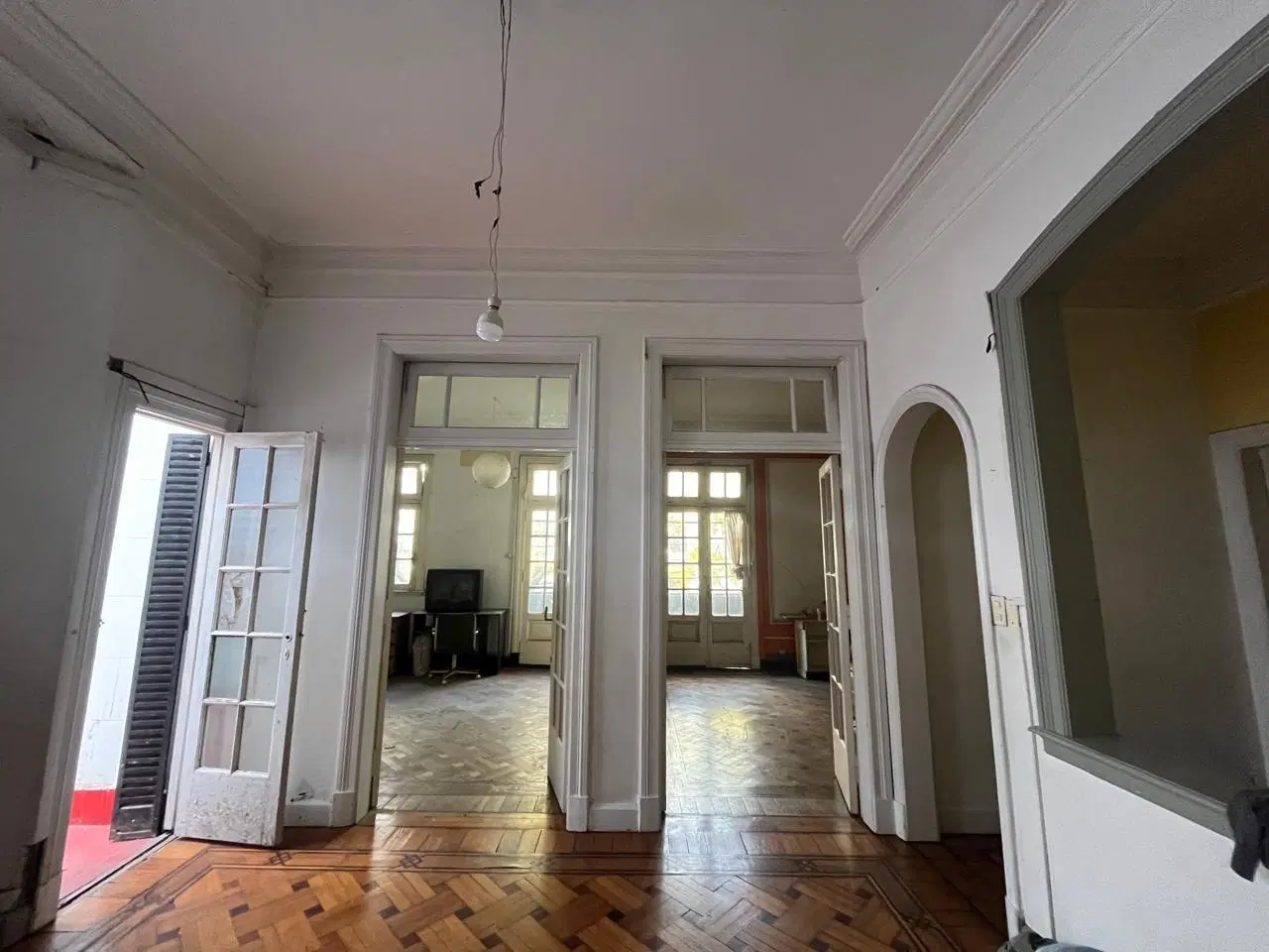 Edificio Comercial - Oficina - Centro estetica - Escuela - Showroom 2