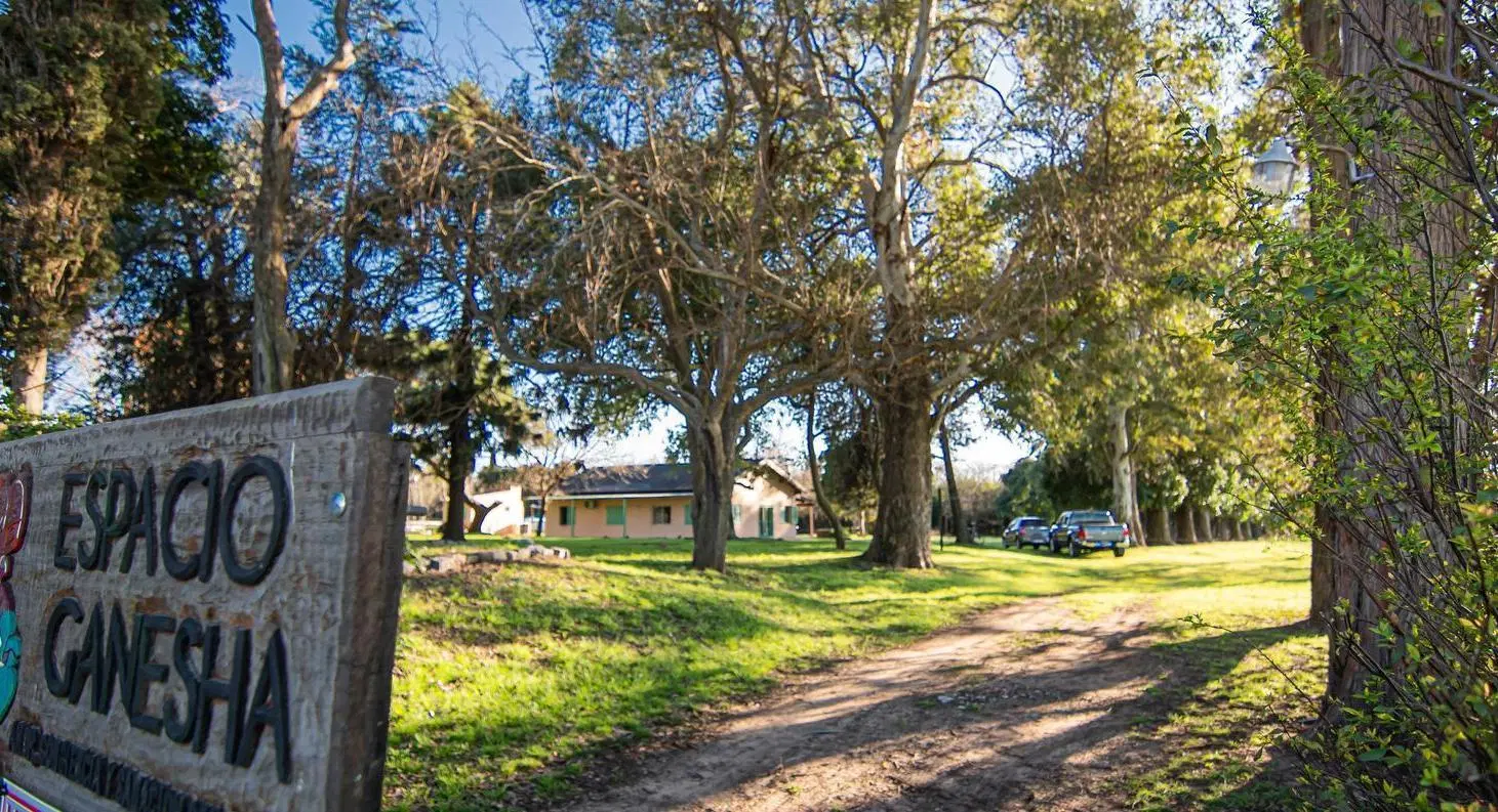 Campo en venta de 2has con dos propiedades amobladas en Colonia Suiza, Baradero. Ideal Inversión. 4