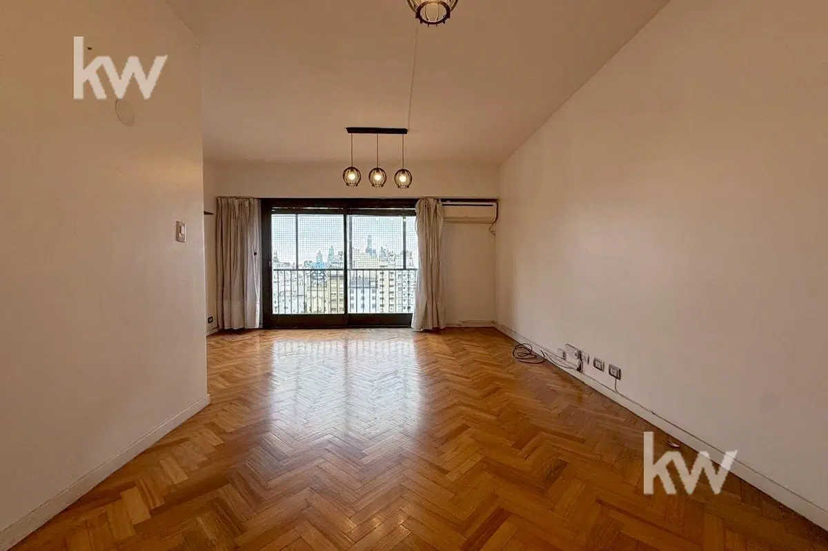 Departamento en alquiler de 4 ambientes piso alto Monserrat 4