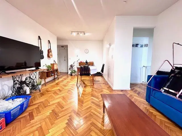 Departamento en alquiler de 4 ambientes piso alto Monserrat 2