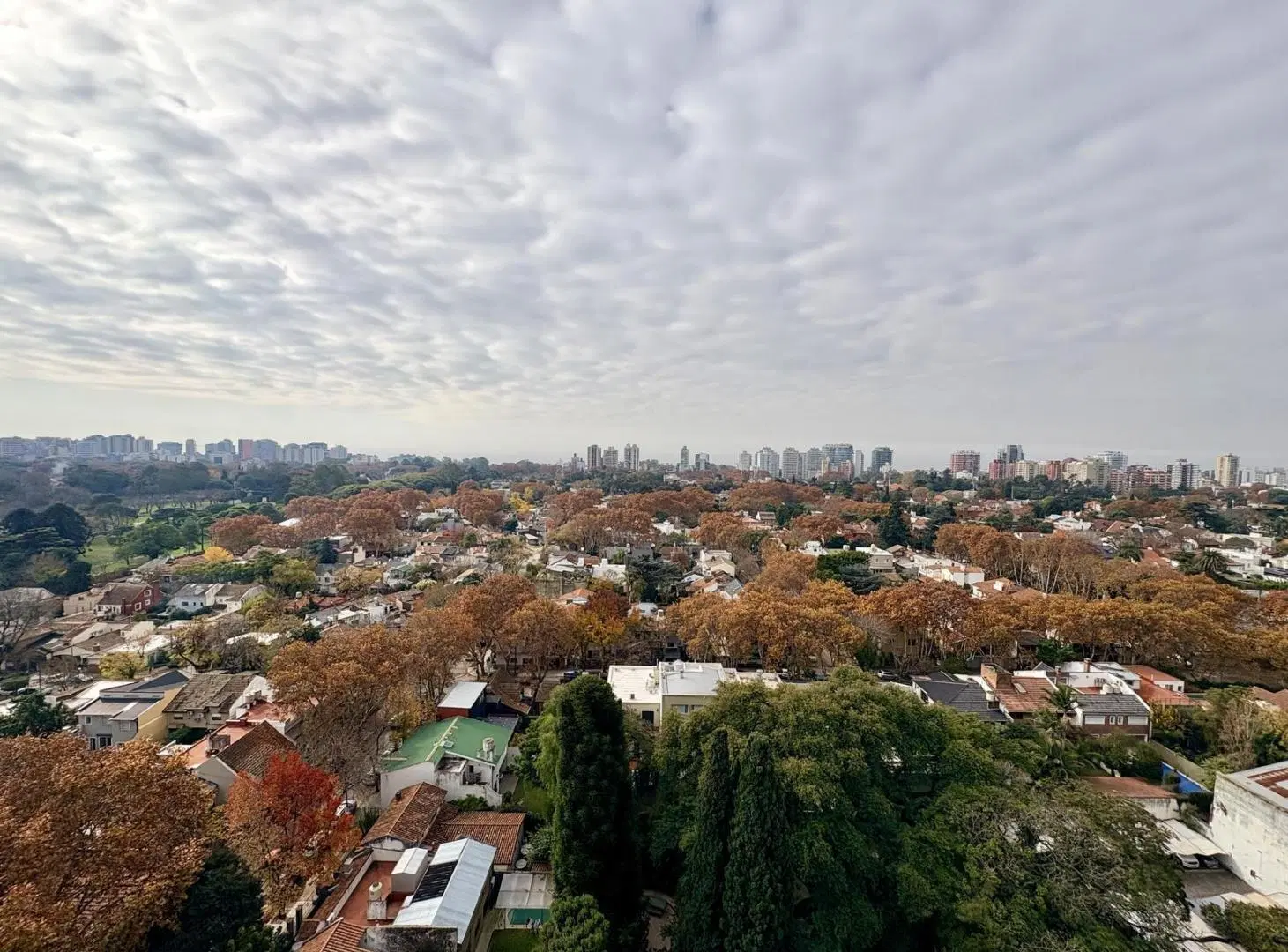 Monoambiente al frente piso 14 3