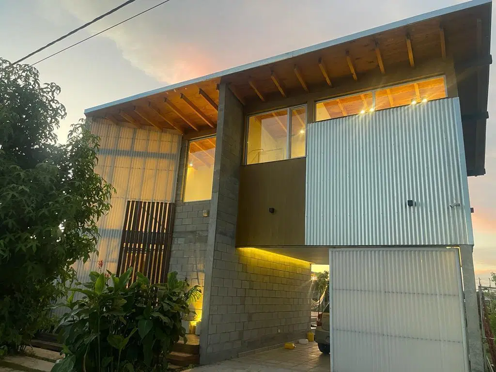 Venta Casa 3 ambientes Pileta La Candelaria Escalada Zarate 8