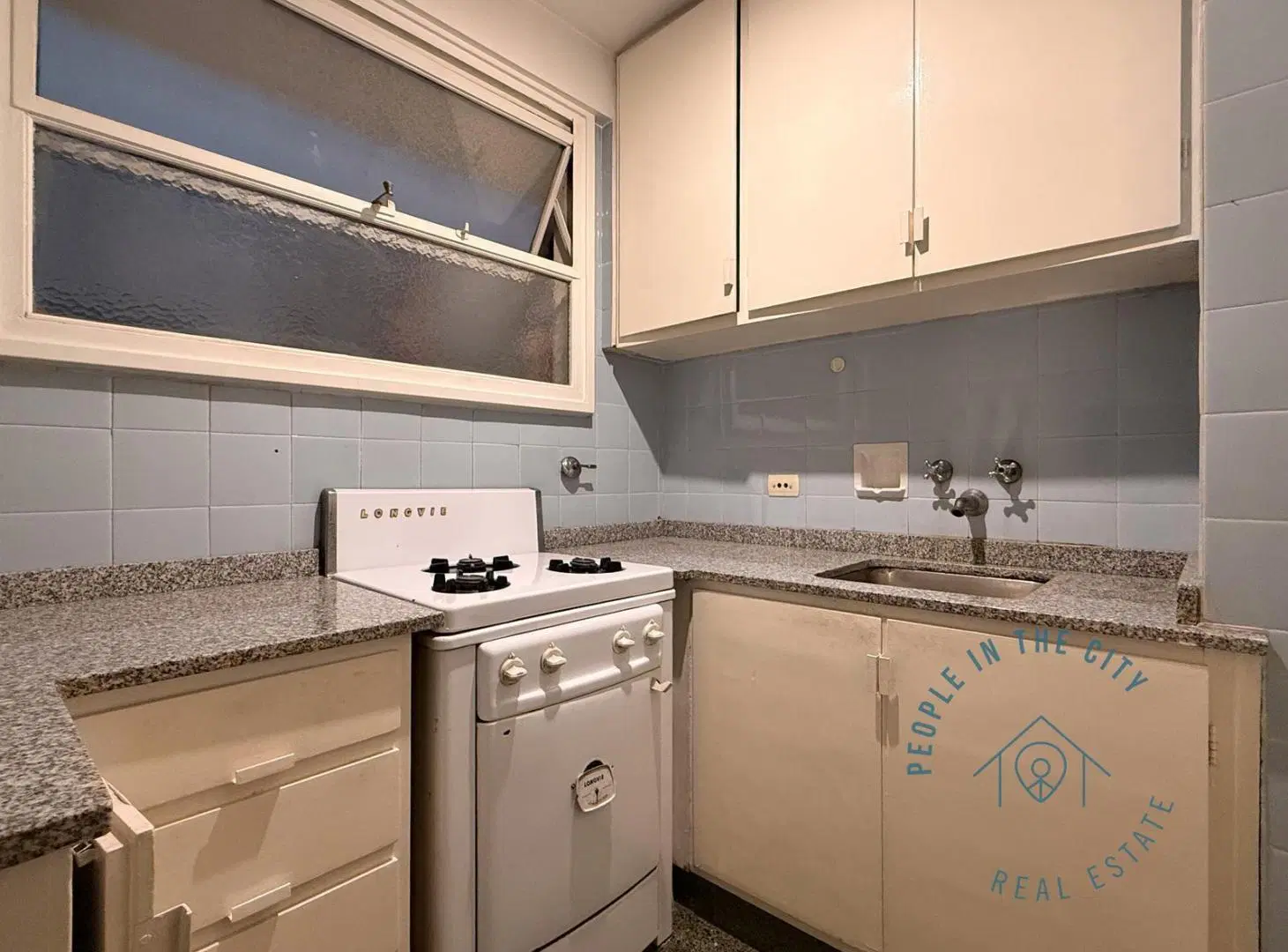 Departamento en Venta en Recoleta. 1 dorm. Apto profesional. 5