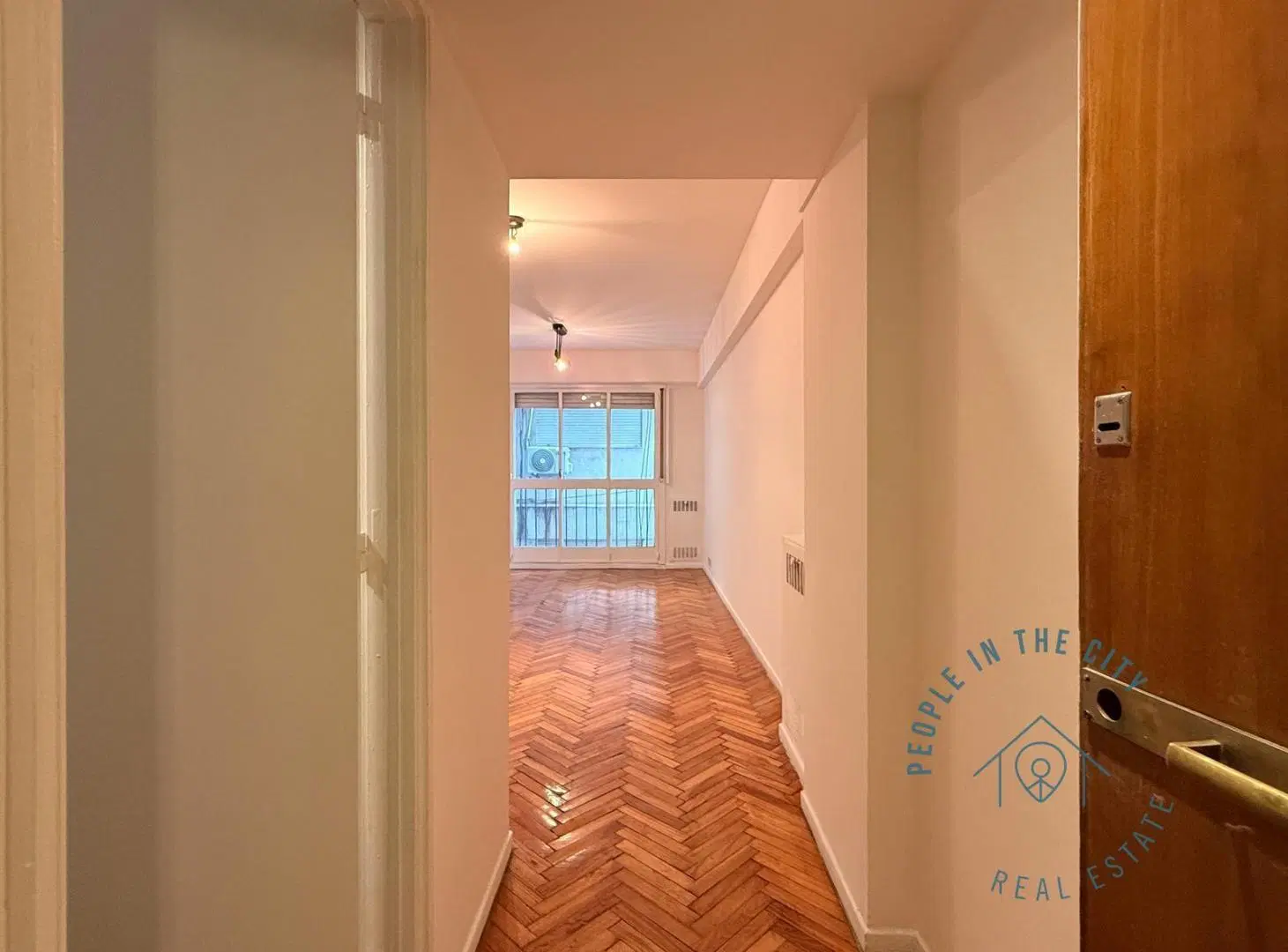 Departamento en Venta en Recoleta. 1 dorm. Apto profesional. 3