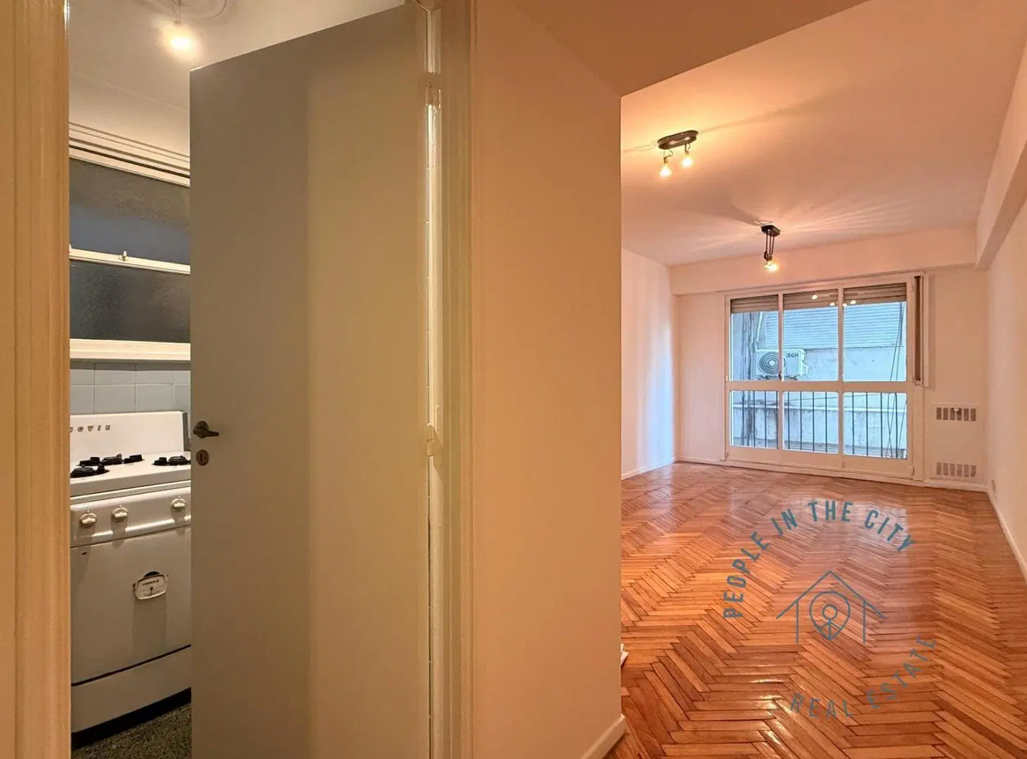 Departamento en Venta en Recoleta. 1 dorm. Apto profesional. 2