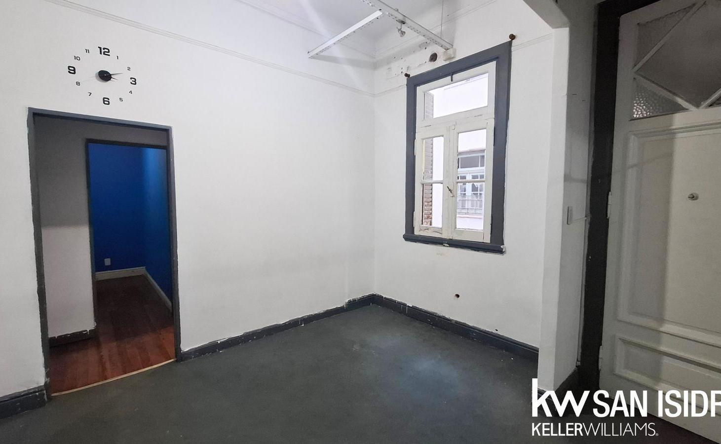 Foto de Departamento en venta, 4 ambientes en Microcentro, imagen 1