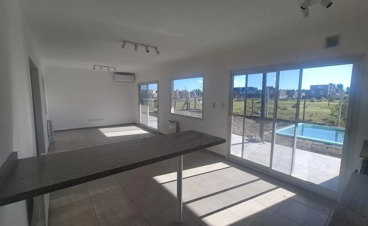 Casas de Sta Ana II, Alquiler casa 5 ambientes 8