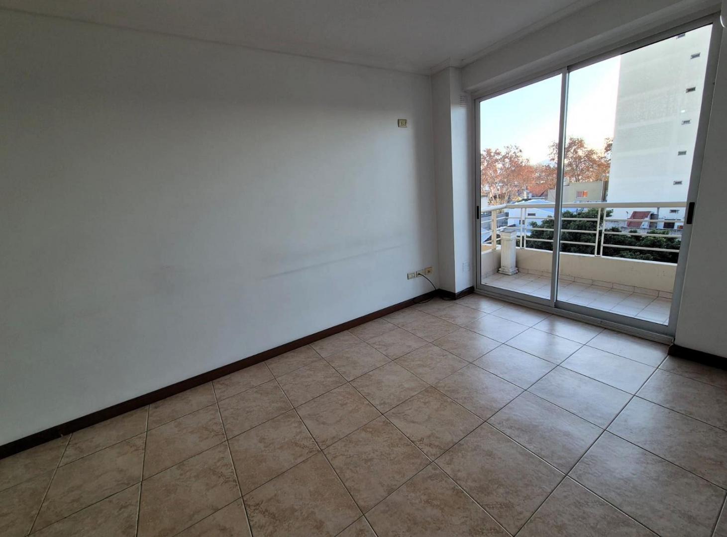 Foto de Departamento en alquiler, 2 ambientes en Villa Pueyrredon, oportunidad, imagen 5