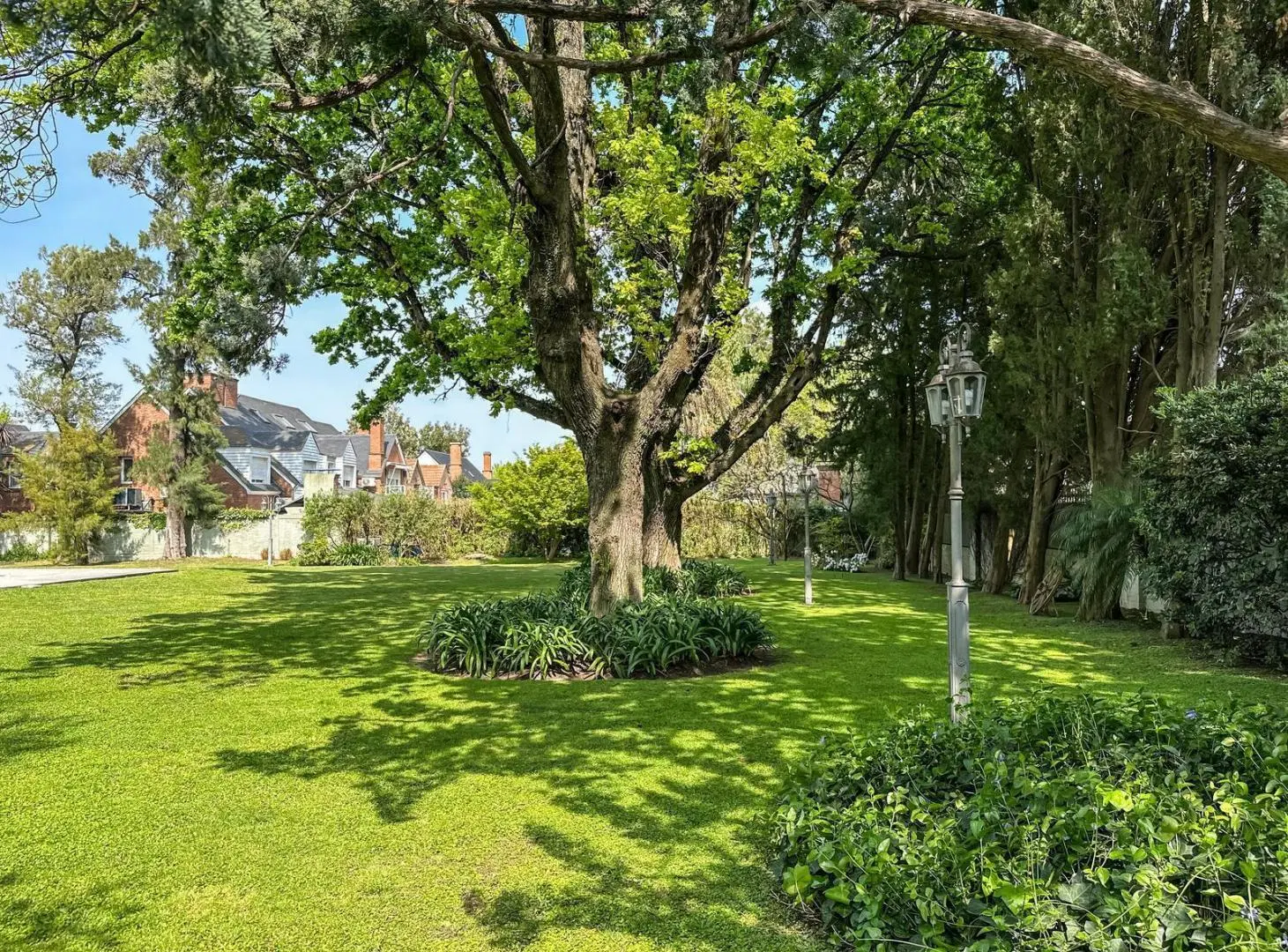 Lote en Venta en  Barrio San Benito (la horqueta) 4